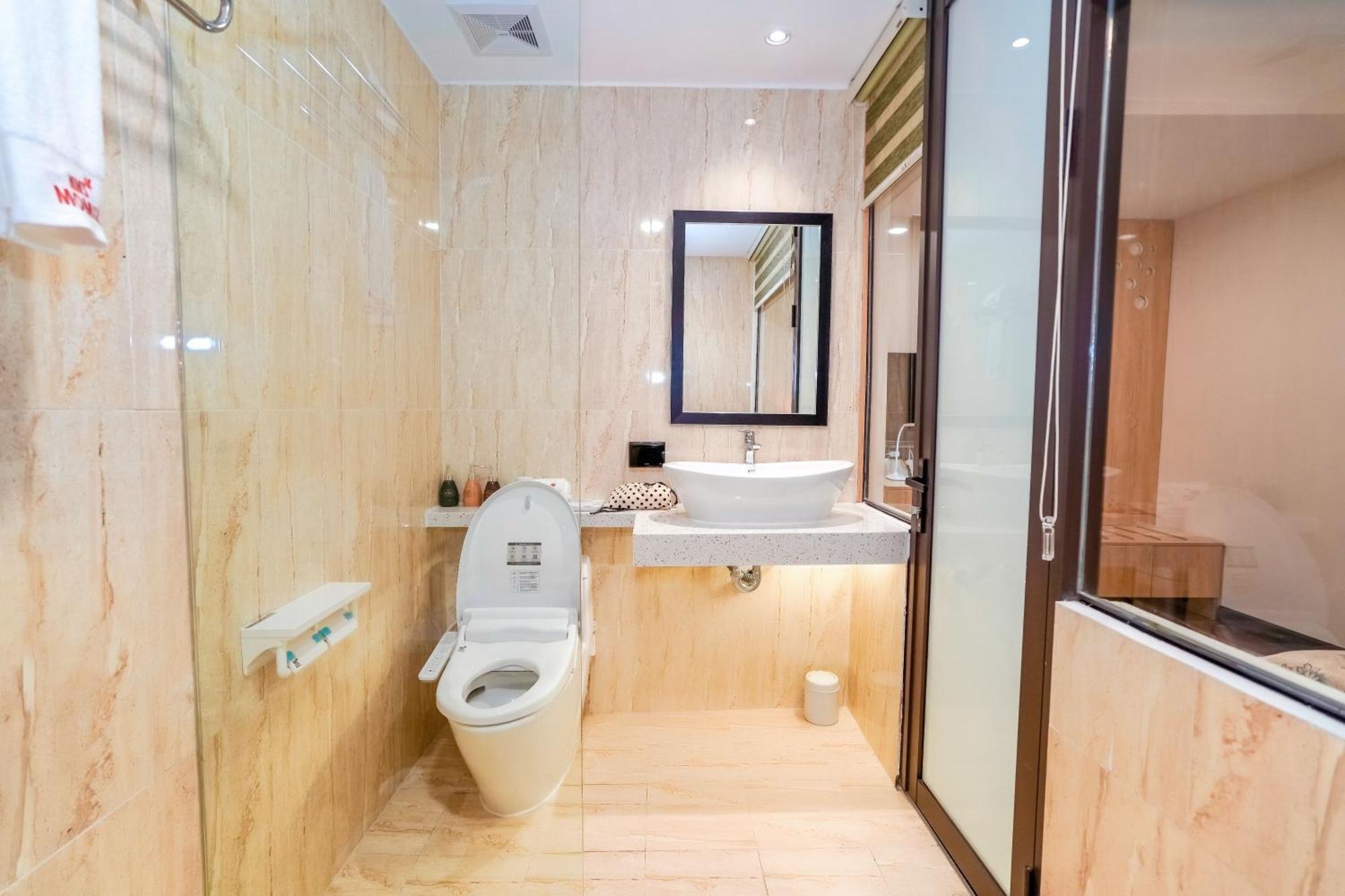 Momizi Hotel Hai Phong Exterior photo