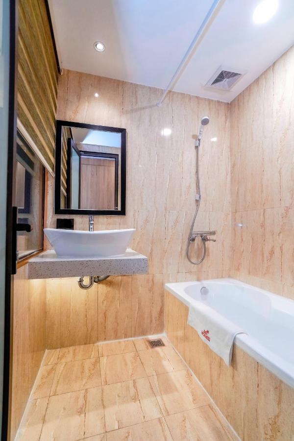 Momizi Hotel Hai Phong Exterior photo
